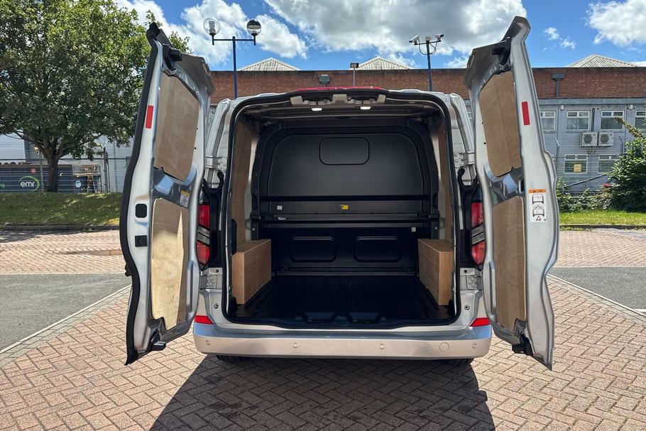 Ford Transit Custom 320 Limited L1 Swb Double Cab In Van Fwd 2.0 Ecobl WR75UYA Silver #6