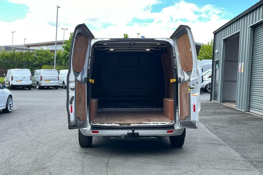Ford Transit Custom 300 Limited L1 Swb Fwd 2.0 Ecoblue 130Ps Low Roof TRZ4373 Silver #6