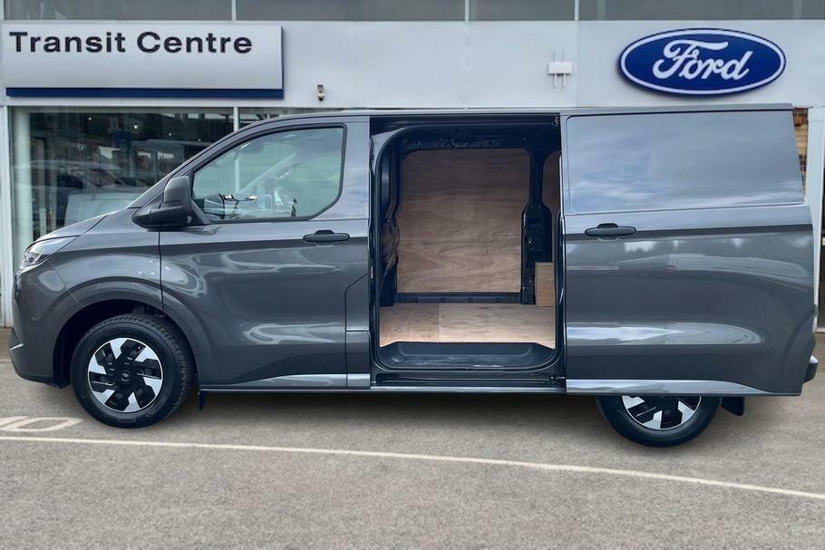 Ford Transit Custom 320 Trend L1 Swb Fwd 2.5 Phev 232Ps RJ75YLE #5