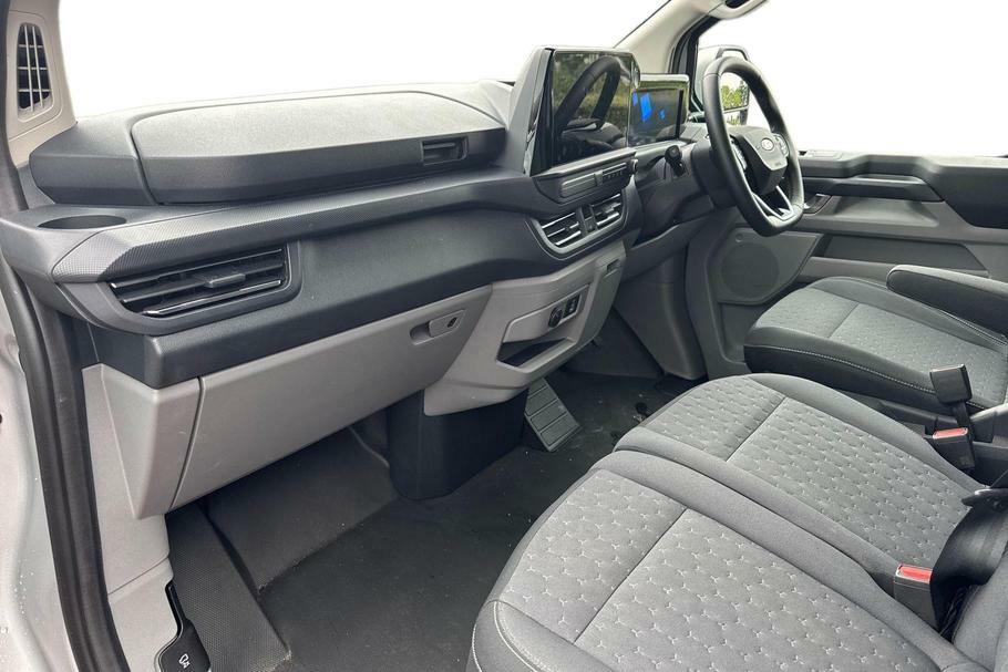 Ford Transit Custom 320 Limited L1 Swb Fwd 2.5 Phev 232Ps Low Roo WP75VZJ Silver #3