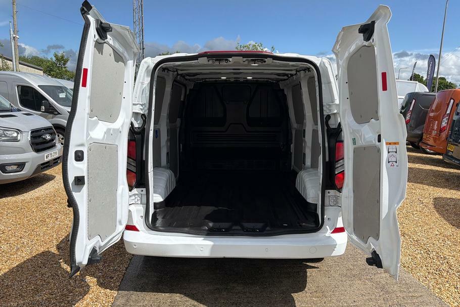 Ford Transit Custom Limited AP25NKD White #6