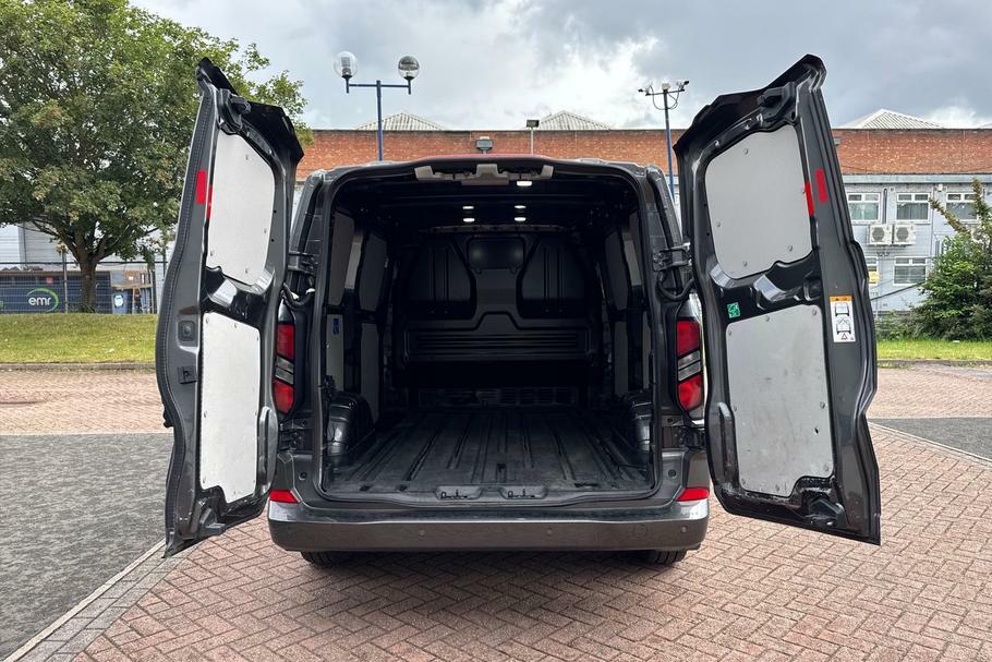 Ford Transit Custom 280 Limited L1 Swb Fwd 2.0 Ecoblue 136Ps Low Roof WO24FLA #6