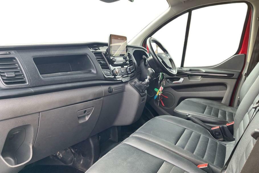 Ford Transit Custom 300 Trail L2 Lwb Fwd 2.0 Ecoblue 130Ps Low Roof Red #3