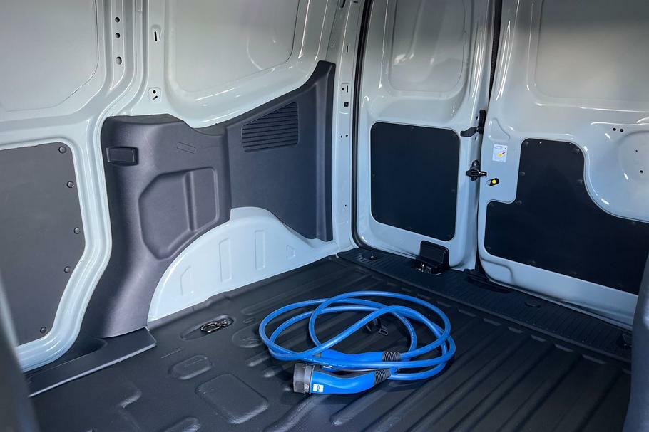 Ford Transit Courier Trend 100Kw 43Kwh Grey #4