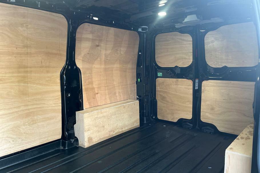 Ford Transit Custom 320 Limited L1 Swb Fwd 2.5 Phev 232Ps Low Roo FG75ELX Black #4