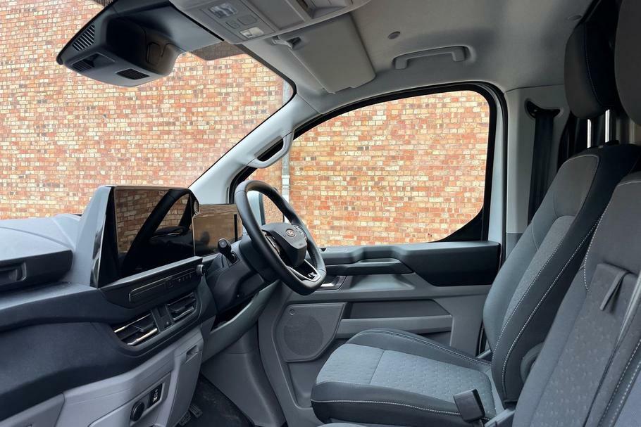 Ford Transit Custom 280 Limited L1 Swb Fwd 2.0 Ecoblue 136Ps Low Silver #3