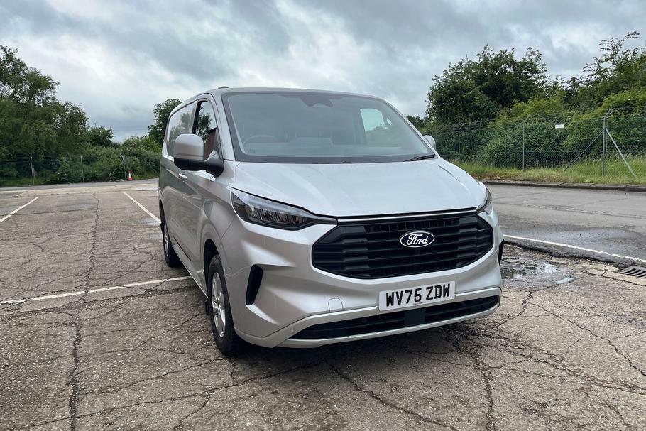 Ford Transit Custom 280 Limited L1 Swb Fwd 2.0 Ecoblue 136Ps Low Silver