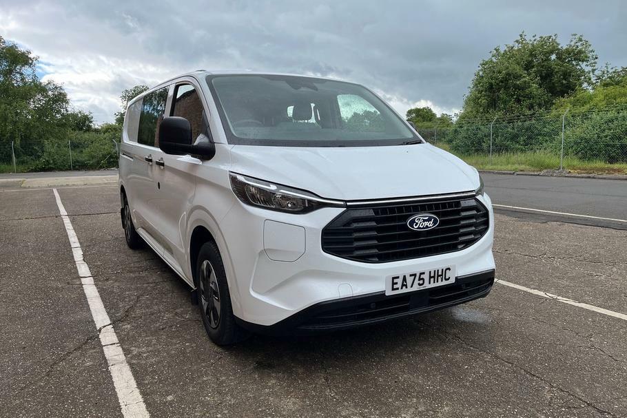 Ford Transit Custom 320 Trend L2 Lwb Double Cab In Van Fwd 2.5 Ph White