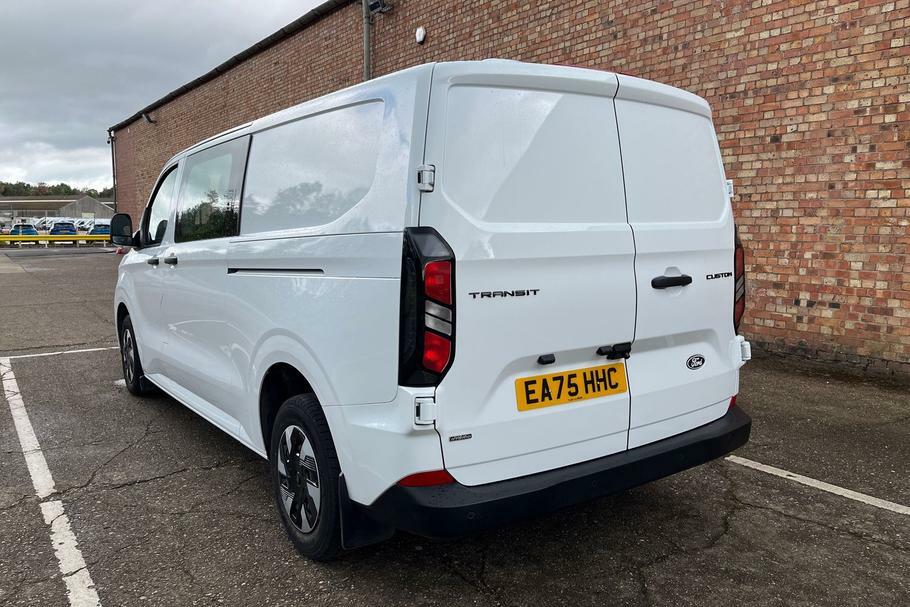 Ford Transit Custom 320 Trend L2 Lwb Double Cab In Van Fwd 2.5 Ph EA75HHC White #2