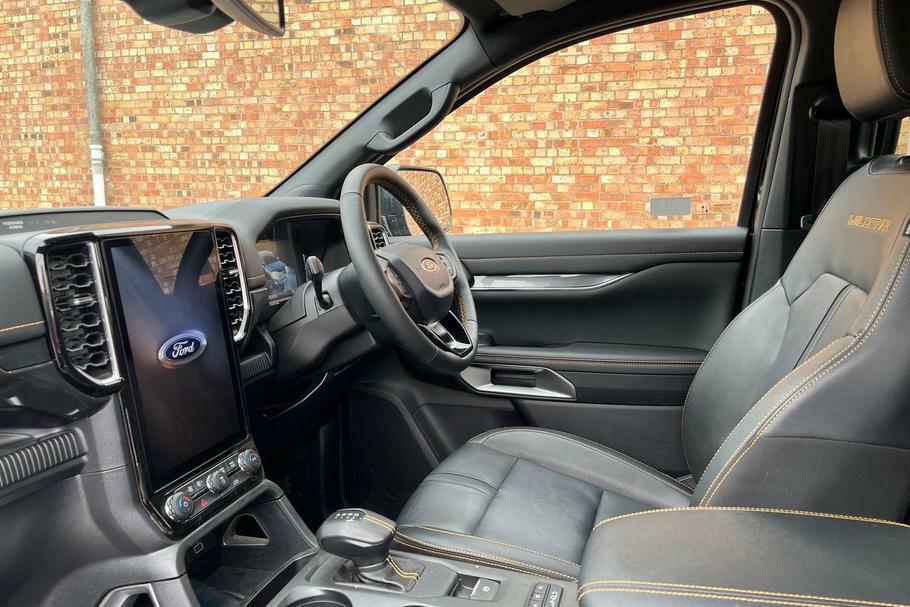 Ford Ranger Wildtrak 2.0 Ecoblue 205Ps 4X4 Double Cab Pic Black #3