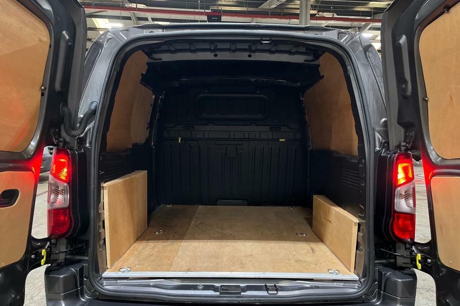 Citroen Berlingo Driver Swb 1.5 Bluehdi 1000 Euro 6 100Ps Grey #6