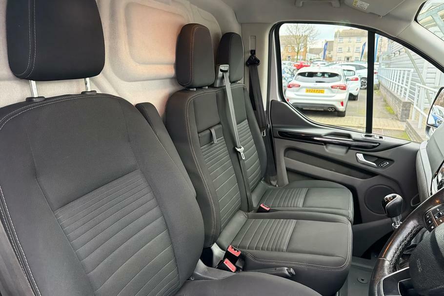 Ford Transit Custom 2.0 Ecoblue 130Ps Low Roof Trend Van 0 Ps Grey #18