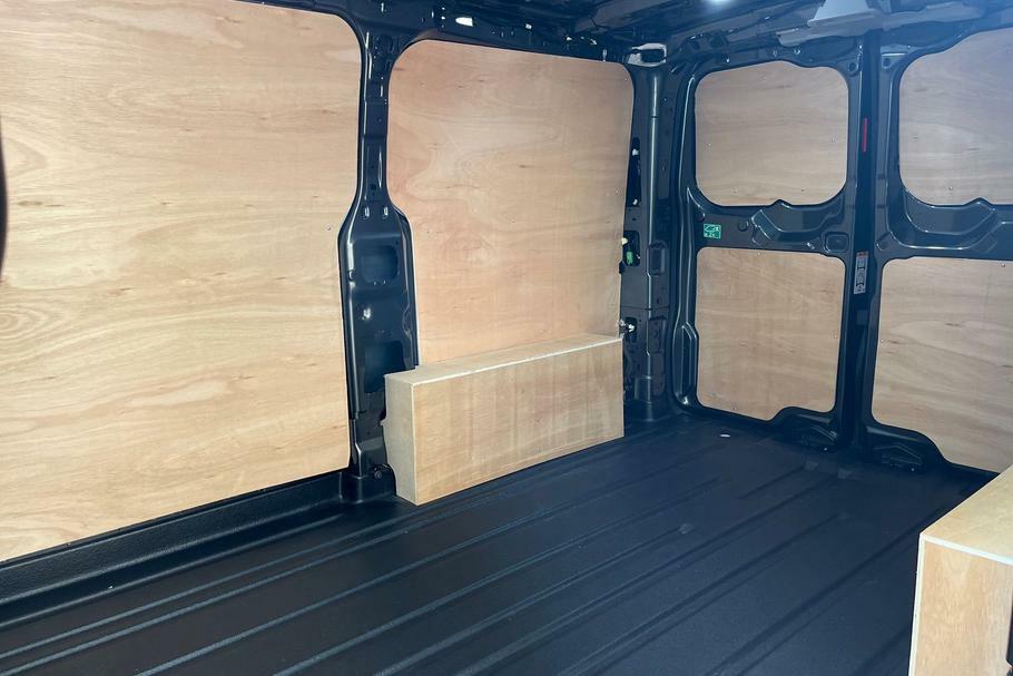 Ford Transit Custom 320 Limited L1 Swb Fwd 2.5 Phev 232Ps Low Roo YB75XKT  #4