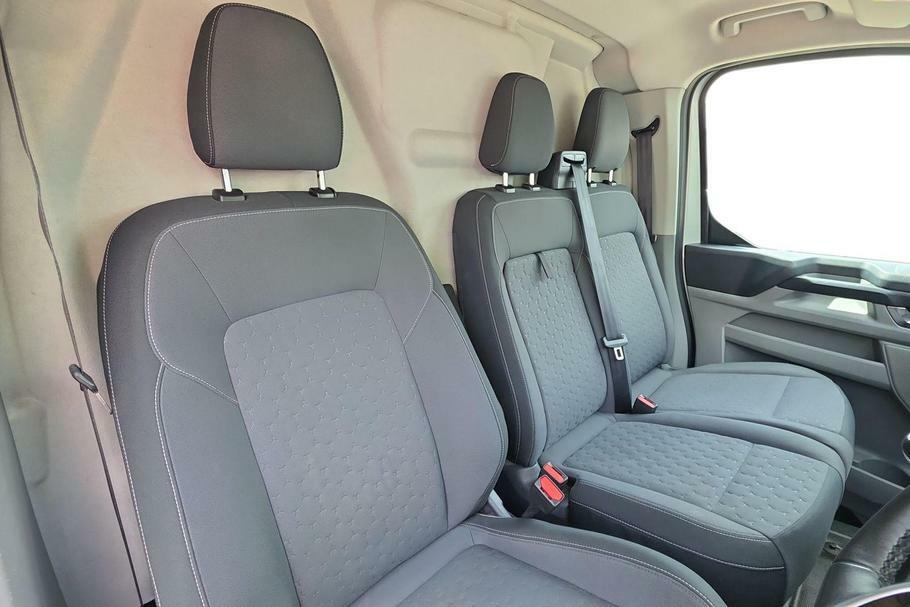 Ford Transit Custom 135Kw 68Kwh H2 Trend Double Cab Van Silver #11