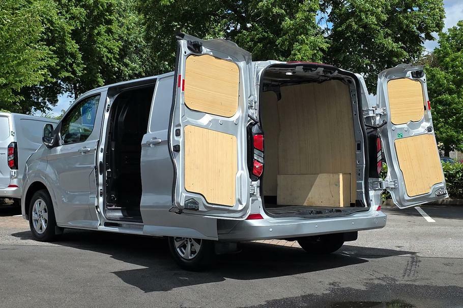 Ford Transit Custom 135Kw 68Kwh H2 Trend Double Cab Van Silver #7