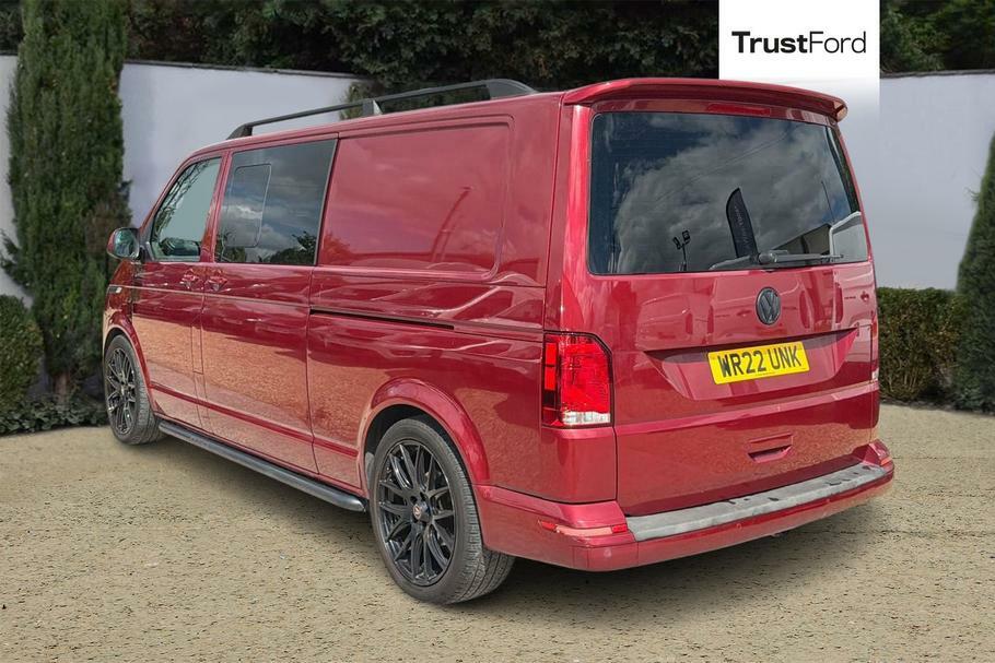 Volkswagen Transporter Highline T32 Lwb Kombi 2.0 Tdi Fwd Lwb Euro 6 150P Red #2