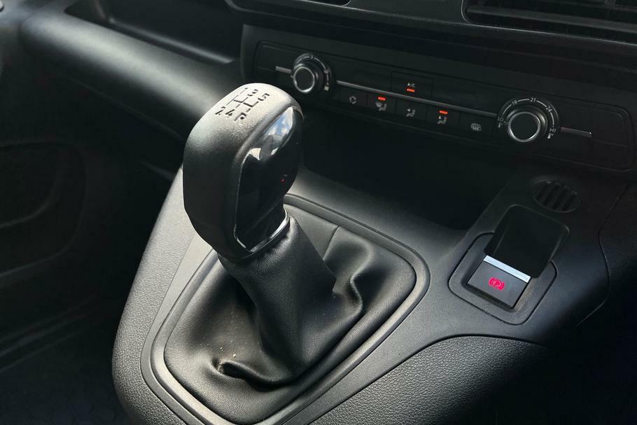 Vauxhall Combo 1.2 Turbo Energy XL Grey #25
