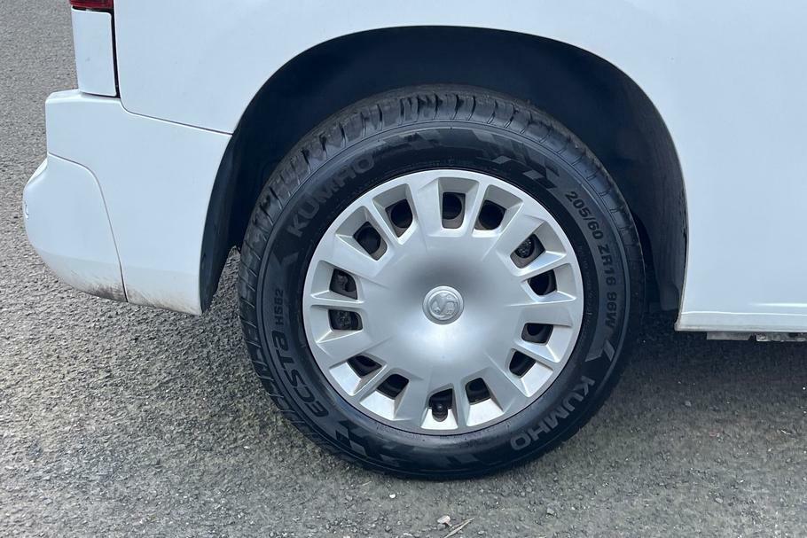 Vauxhall Combo 1.2 Turbo Energy XL Grey #30