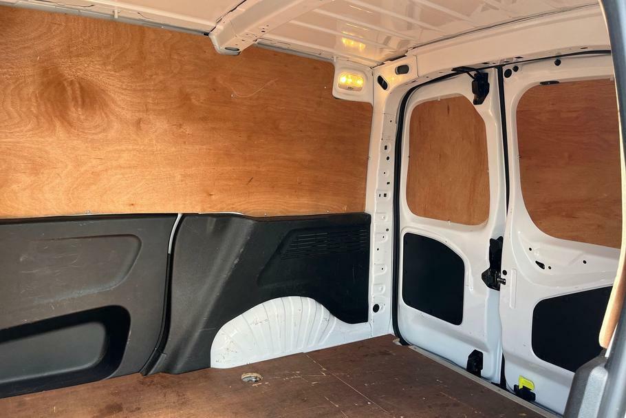 Vauxhall Combo 1.6 Turbo D 2000 Sportive Panel Van Man White #4