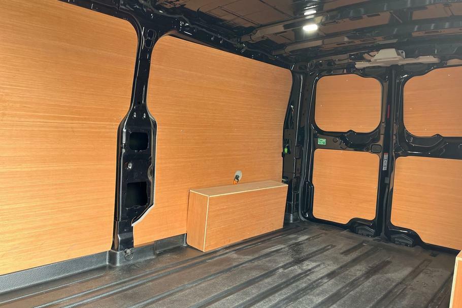 Ford Transit Custom 280 Limited L2 Lwb Fwd 2.0 Ecoblue 136Ps Low Roof Black #4