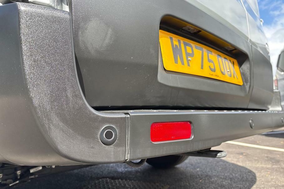 Ford Transit Custom 320 65Kwh Trend Panel Van L1 H1 White #15