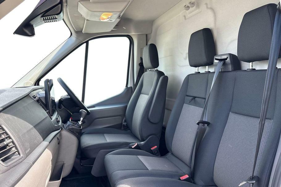 Ford Transit Custom 320 65Kwh Trend Panel Van L1 H1 White #9