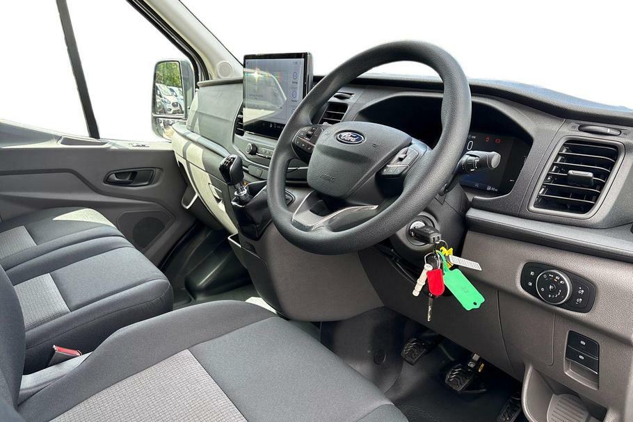 Ford Transit Custom 320 65Kwh Trend Panel Van L1 H1 White #13