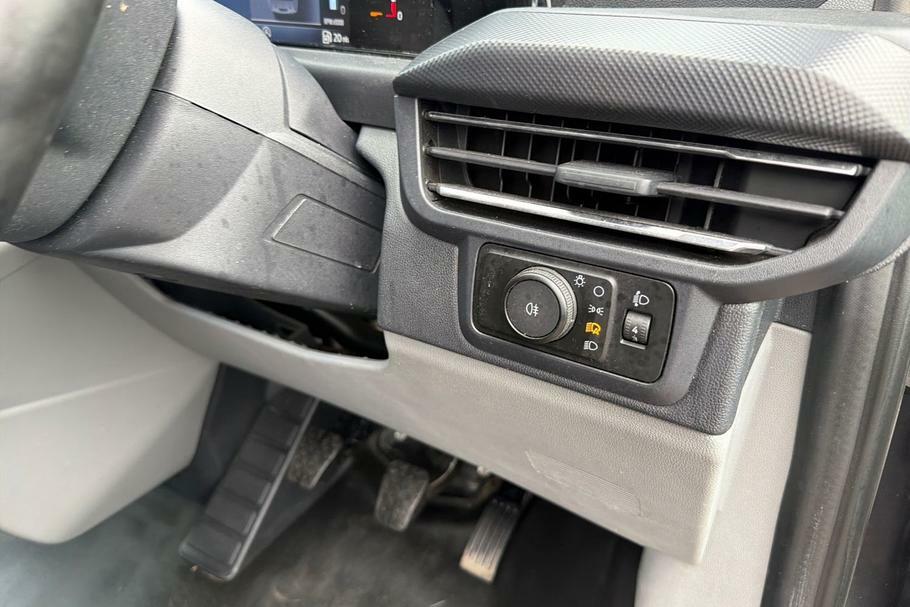 Ford Transit Custom 320 Trend L2 Lwb Rwd 100Kw 65Kwh Low Roof White #19
