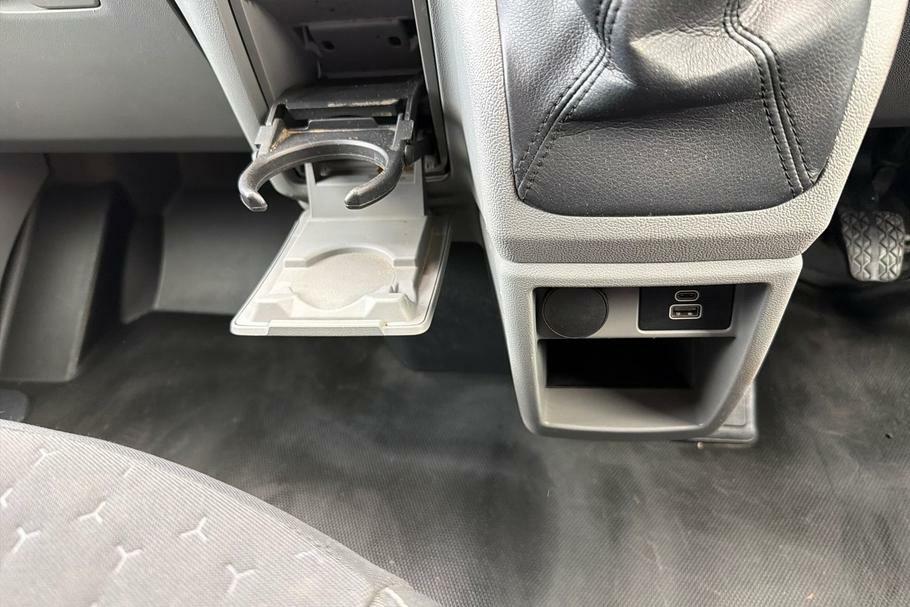 Ford Transit Custom 320 Trend L2 Lwb Rwd 100Kw 65Kwh Low Roof White #31