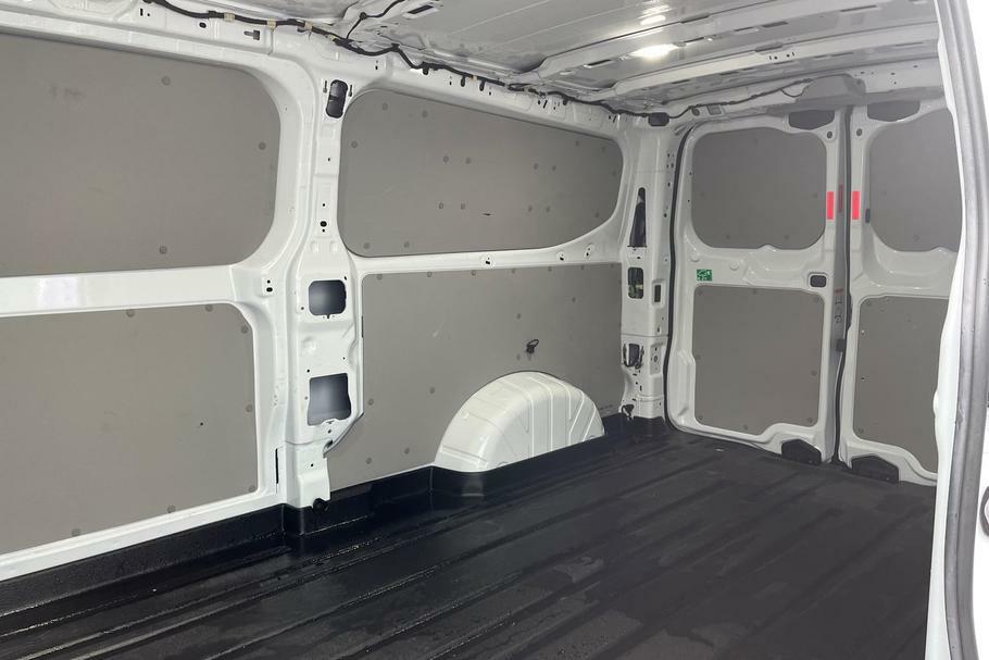 Ford Transit Custom 300 Limited L2 Lwb Fwd 2.0 Ecoblue 136Ps Low White #4