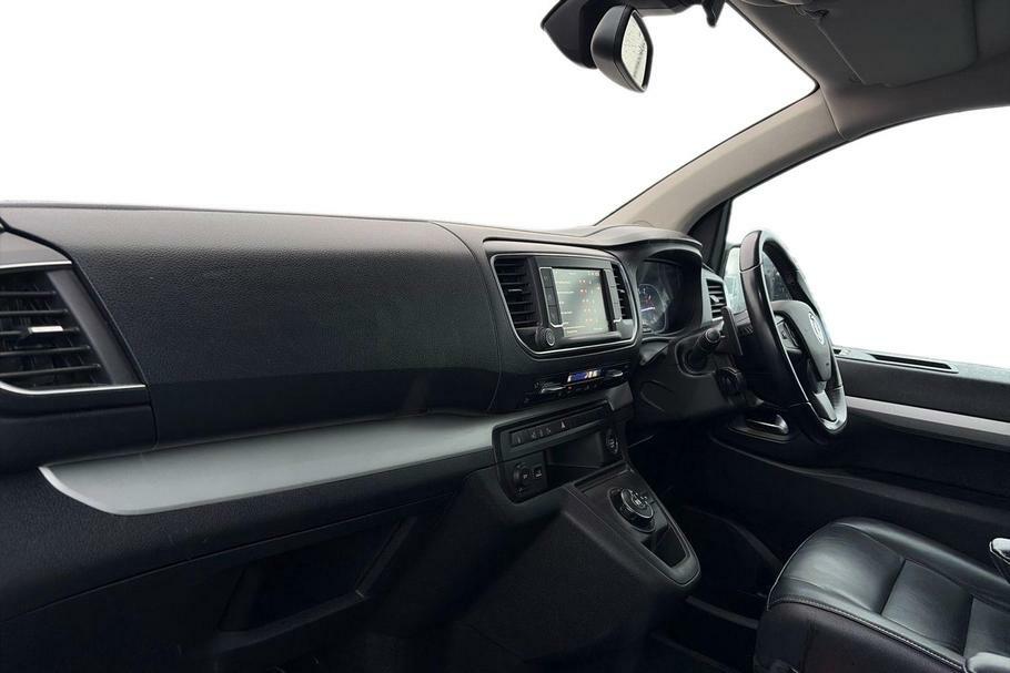Vauxhall Vivaro Life 8 Seat Minibus 2.0 Turbo D 180Ps Elite #3