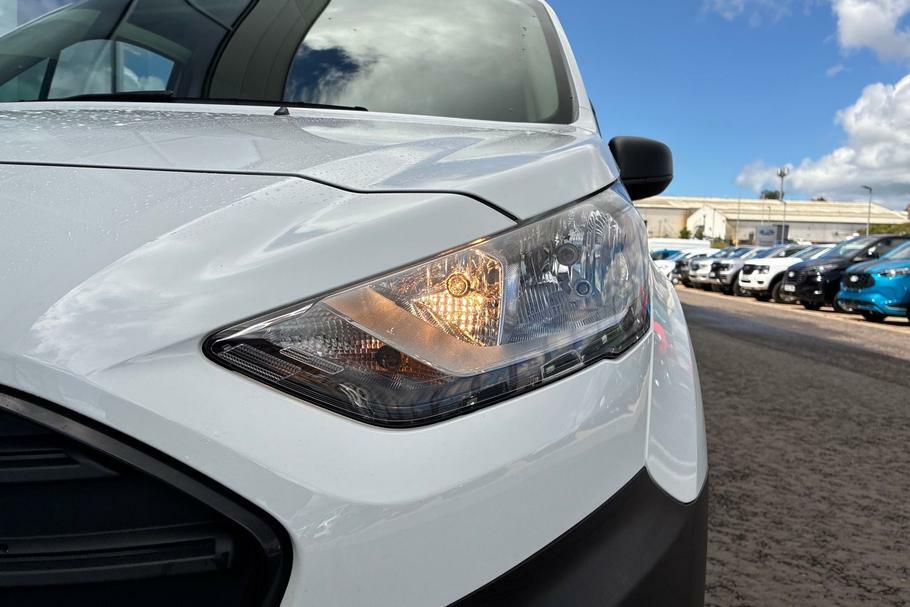 Ford Transit Connect 1.5L 220 Ecoblue Leader Panel Van Manua White #30