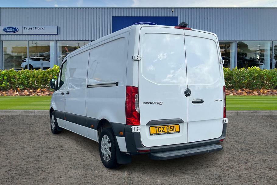 Mercedes-Benz Sprinter Pure 214Cdi L2 Fwd 3.0T Low Roof White #2