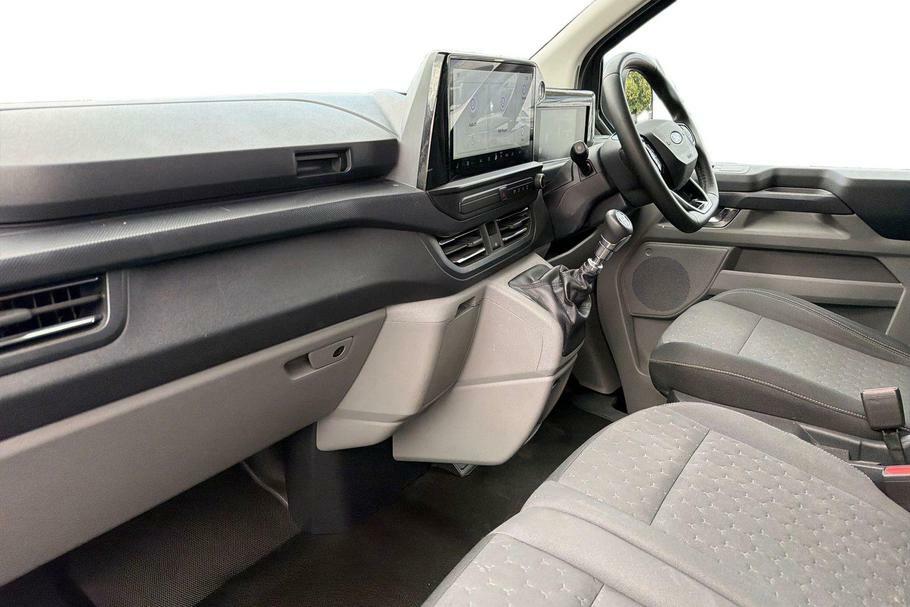 Ford Transit Custom 280 Limited L1 Swb Fwd 2.0 Ecoblue 136Ps Low Roof WO24FLX #3