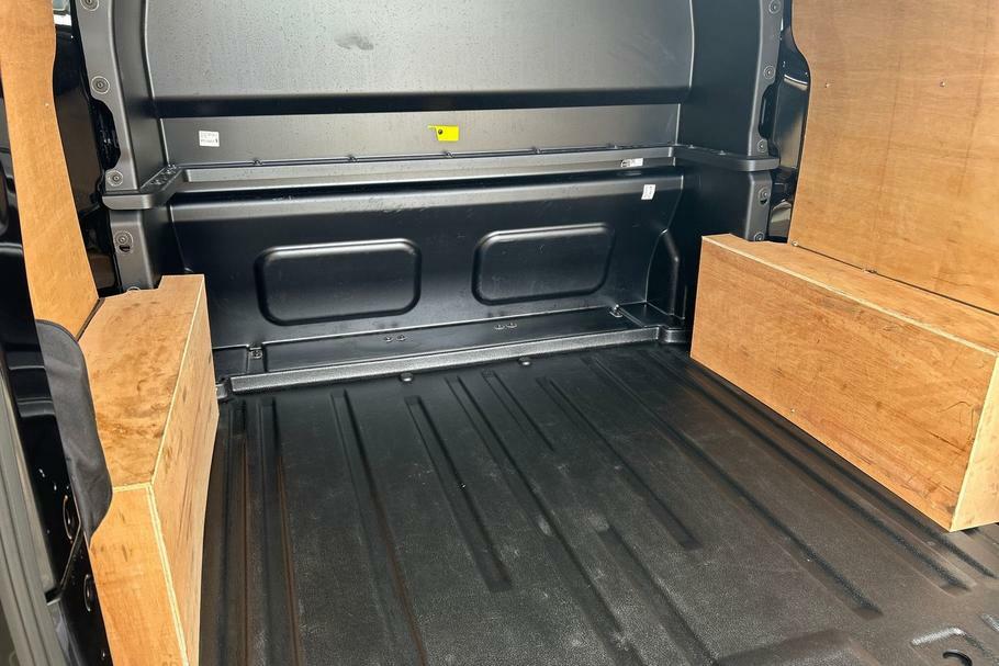 Ford Transit Custom 320 L1 Fwd 2.0 Ecoblue 136Ps H1 Double Cab Van Lim WR75JJE Black #4