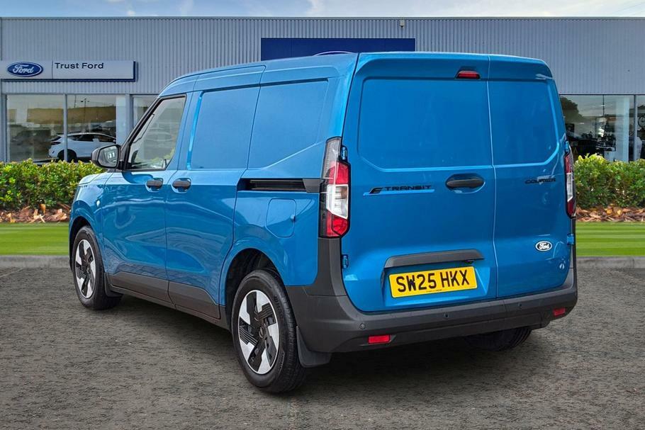 Ford Transit Courier Trend 100Kw 43Kwh Blue #2