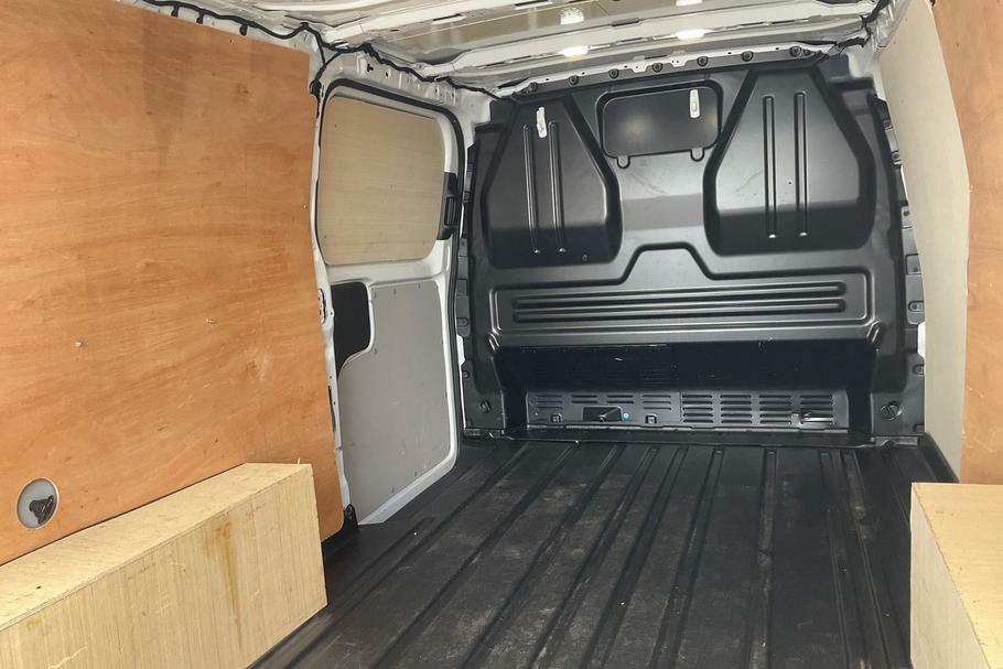 Ford Transit Custom Limited White #4