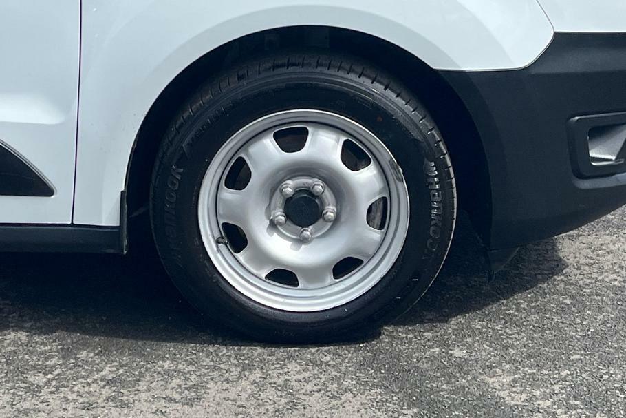 Ford Transit Connect Connect Leader White #37