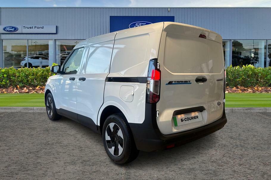 Ford Transit Courier E- 100Kw 43Kwh Trend White #2