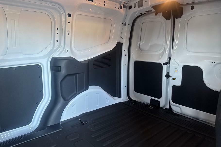 Ford Transit Courier E- 100Kw 43Kwh Trend White #4