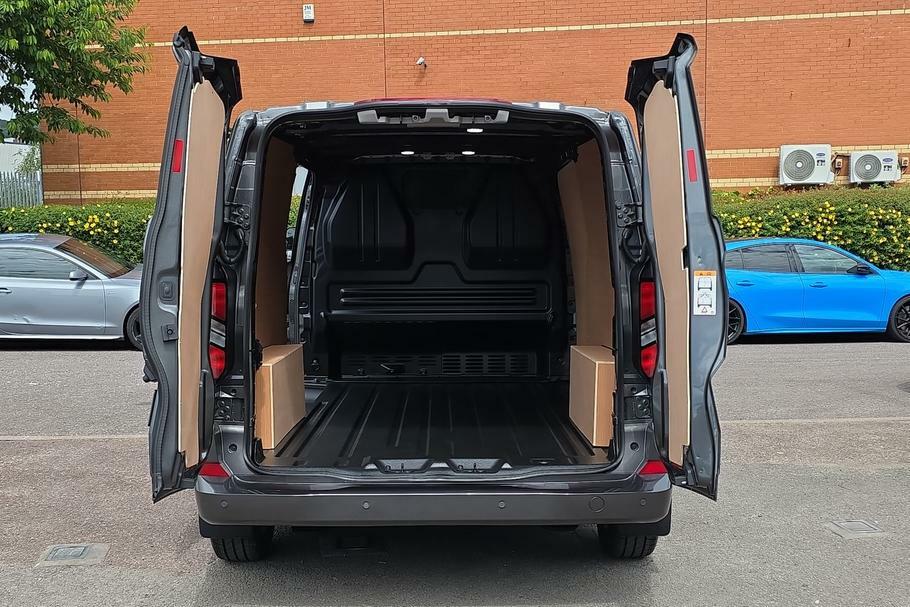 Ford Transit Custom 320 Limited L2 Lwb Fwd 2.0 Ecoblue 136Ps Low Roof Grey #5