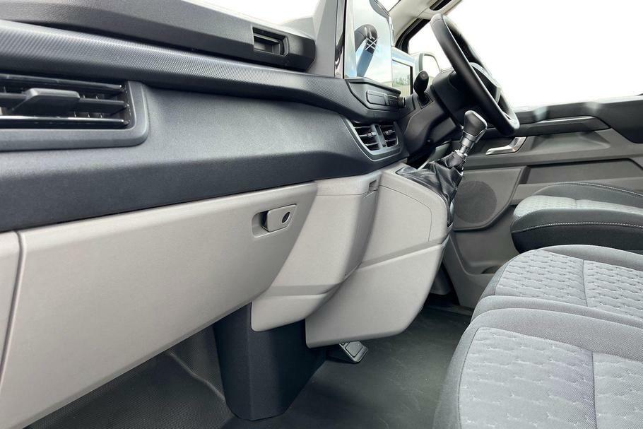 Ford Transit Custom 320 Limited L1 Swb Fwd 2.0 Ecoblue 136Ps Low Roof Silver #3