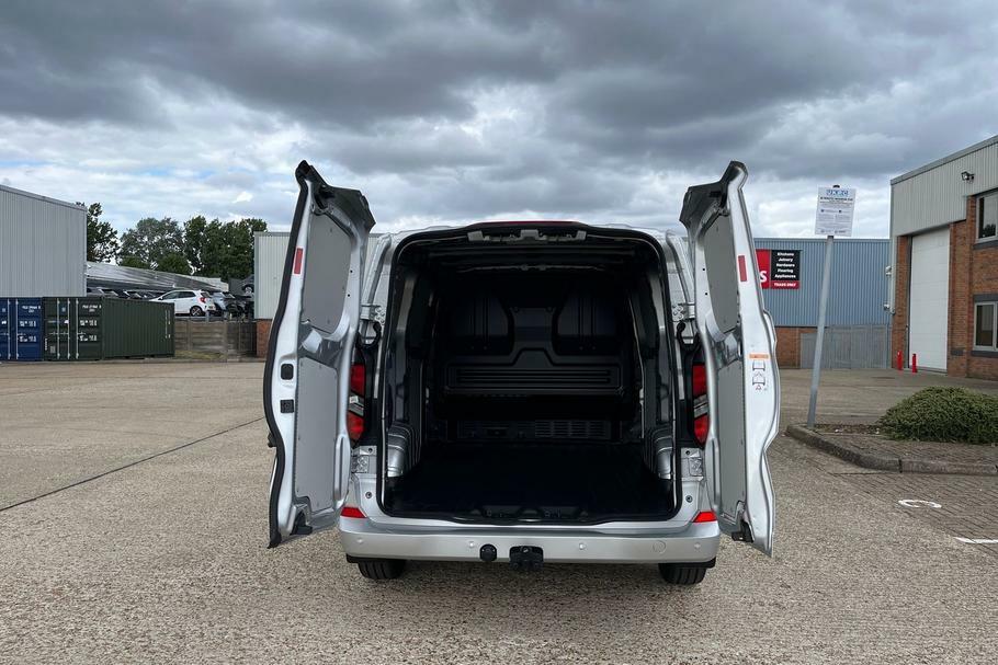 Ford Transit Custom 320 Limited L1 Swb Fwd 2.0 Ecoblue 136Ps Low Roof Silver #6