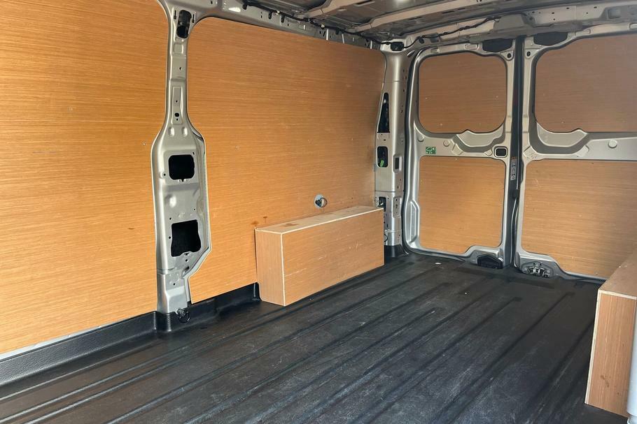 Ford Transit Custom 280 Limited L2 Lwb Fwd 2.0 Ecoblue 136Ps Low MA25EVD Silver #4