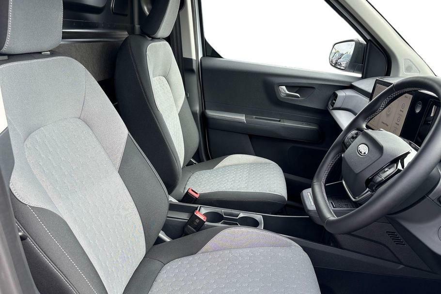 Ford Transit Courier 43Kwh Trend Swb 136 Ps Silver #9