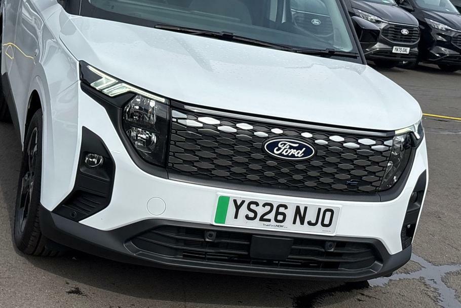 Ford Transit Courier 43Kwh Trend Swb 136 Ps Silver #38
