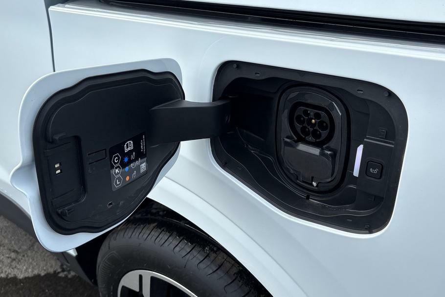 Ford Transit Courier 43Kwh Trend Swb 136 Ps Silver #31