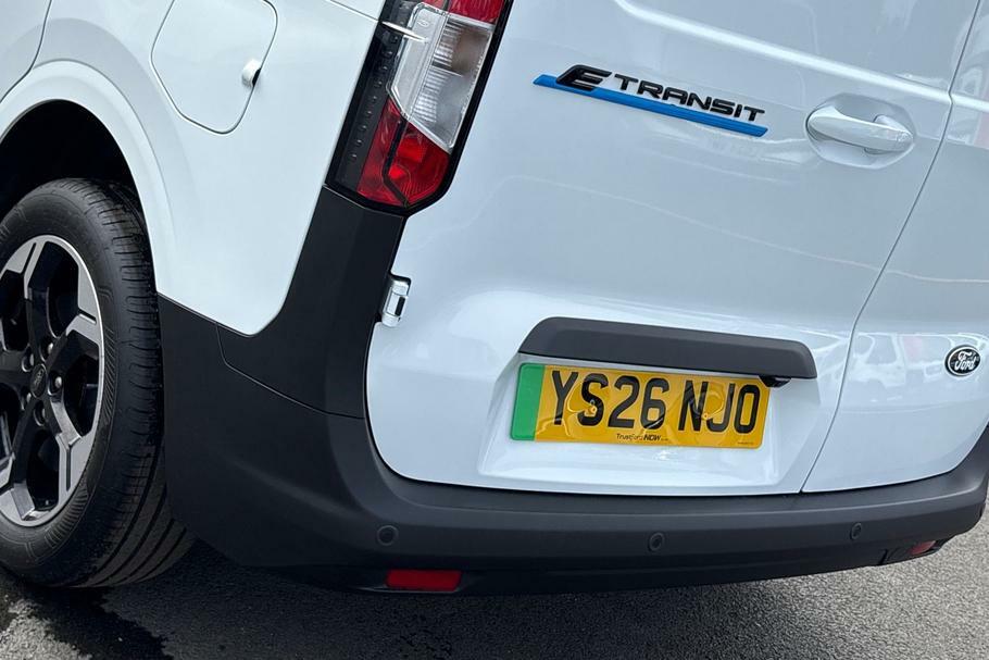 Ford Transit Courier 43Kwh Trend Swb 136 Ps Silver #37