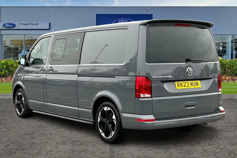 Volkswagen Transporter T32 Highline Lwb Kombi 2.0 Tdi 150Ps Dsg Grey #2