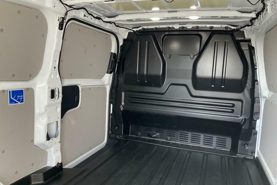 Ford Transit Custom 320 Limited L2 Lwb Fwd 2.5 Phev 232Ps Low Roo YK75CSA White #4